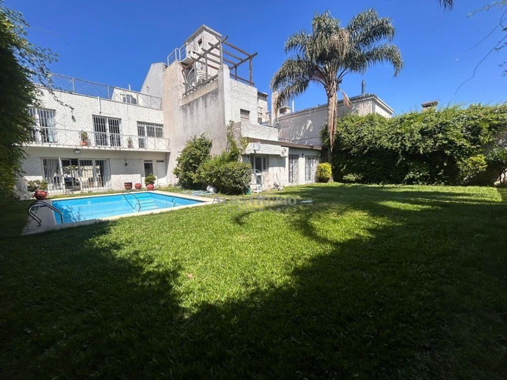 ESPECTACULAR RESIDENCIA EN LA MEJOR ZONA DE PARQUE BATLL...
