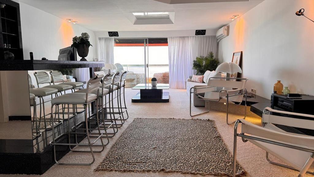 Apartamento en alquiler anual