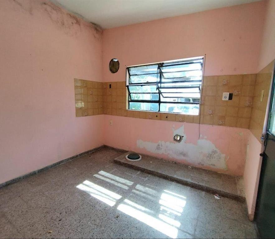 CASA A RECICLAR EN VENTA EN ROSARIO, ZONA CENTRICA