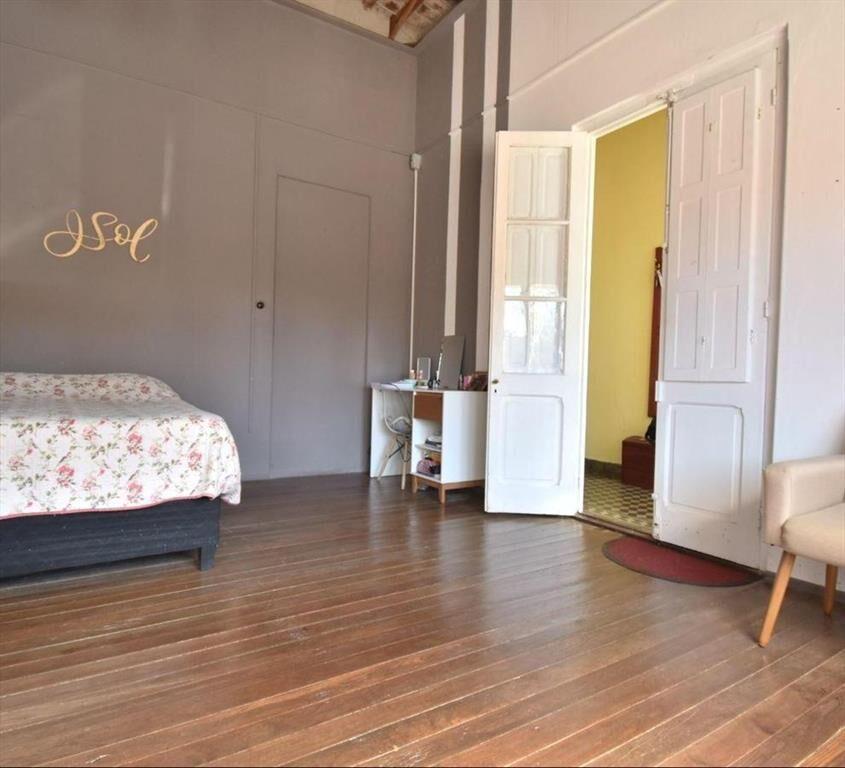 CASA 3 DORMITORIOS, 2 BAÑOS Y FONDO. ZONA COMERCIAL