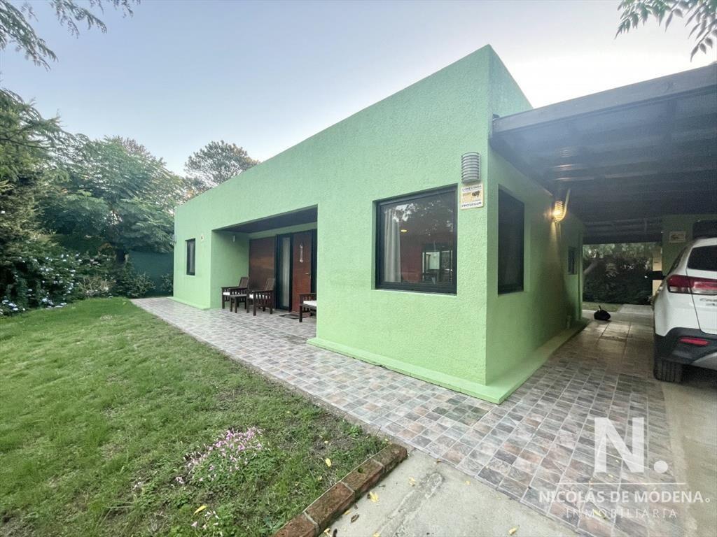 Venta Casa 3 dormitorios 2 baños - Propiedad horizontal -